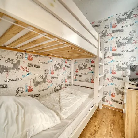 - Haus C, App 0c0702 Lejlighed