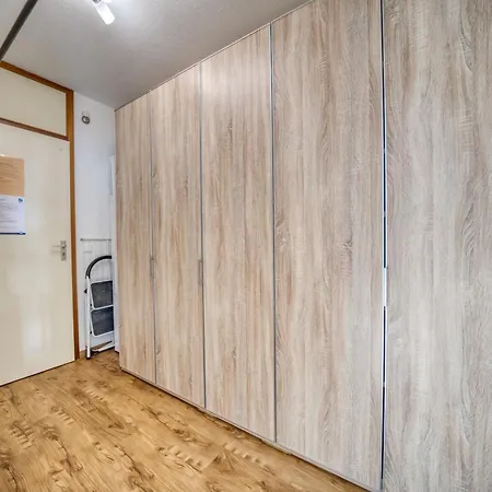 - Haus C, App 0c0702